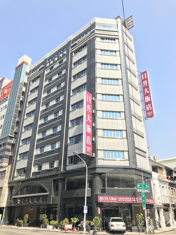 Sunrise Hotel Tainan Eksteriør billede